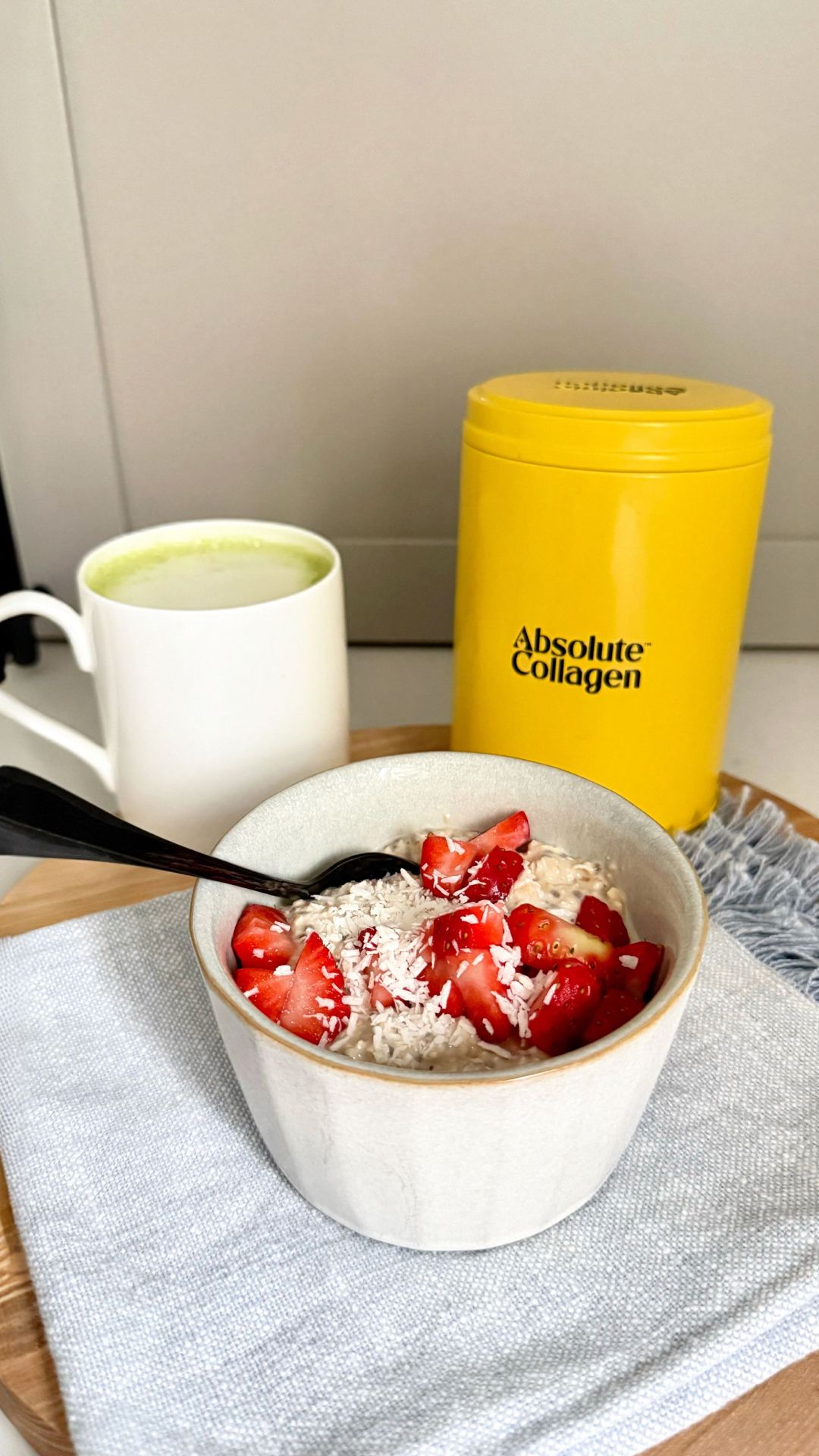 Berry Overnight Oats with Collagen Recipe